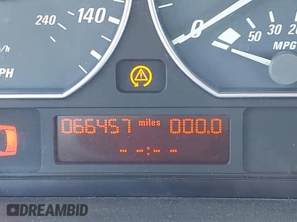 2001 BMW 3 Series 330Ci with VIN WBABS53451EV85982, listed as a IAAI auction lot 41658343 with 66,547 mi miles and . Bid and sale history available at DreamBid. Image 15.