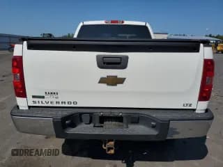 ✅ 2011 Chevrolet Silverado 1500 LTZ • VIN: 1GCRKTE3XBZ216121 • Lot: 70707584. Listed on Copart with 72,491 mi. Free auction sales archive from the USA and detailed vehicle history report at DreamBid. Image 6.