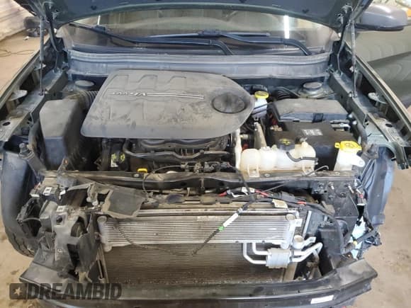 ✅ 2020 Jeep Cherokee Trailhawk • VIN: 1C4PJMBX5LD636472 • Lot: 71964555. Wystawiony na Copart z przebiegiem 97 887 mil. Bezpłatny archiwum sprzedaży aukcyjnych z USA i szczegółowy raport historii pojazdu na DreamBid. Zdjęcie 12.