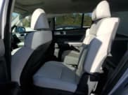 ✅ 2025 Hyundai Santa Fe Calligraphy • VIN: 5NMP5DGL1SH121176 • Lot: 87128355. Listed on Copart with 1,979 mi. Free auction sales archive from the USA and detailed vehicle history report at DreamBid. Image 11.