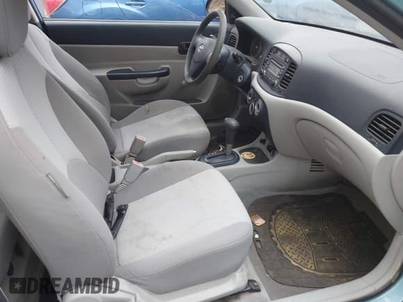 ✅ 2007 Hyundai Accent GS • VIN: KMHCM36C17U009115 • Лот: 41800126. Опубликован ранее на IAAI с пробегом 95 753 миль. Бесплатный доступ к архиву аукционных продаж из США и подробный отчёт об истории автомобиля на DreamBid. Изображение 5.