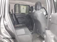 ✅ 2016 Jeep Patriot Sport • VIN: 1C4NJPBA3GD569297 • Lot: 42473415. Wystawiony na IAAI z przebiegiem 55 160 mil. Bezpłatny archiwum sprzedaży aukcyjnych z USA i szczegółowy raport historii pojazdu na DreamBid. Zdjęcie 8.