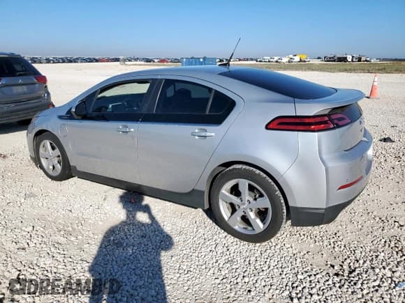 ✅ 2013 Chevrolet Volt • VIN: 1G1RC6E4XDU135040 • Лот: 91716525. Опубликован ранее на Copart с пробегом 158 697 миль. Бесплатный доступ к архиву аукционных продаж из США и подробный отчёт об истории автомобиля на DreamBid. Изображение 2.
