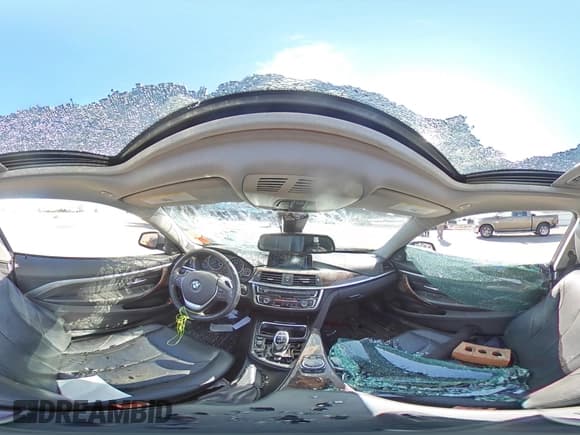 ✅ 2014 BMW 4 Series 435i • VIN: WBA3R1C5XEK192682 • Lot: 71275135. Listed on Copart with 134,675 mi. Free auction sales archive from the USA and detailed vehicle history report at DreamBid. Image 14.