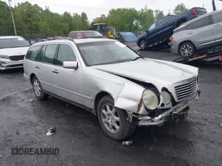 ✅ 1999 Mercedes-Benz E 320 • VIN: WDBJH82F9XX022849 • Лот: 42327330. Опубликован ранее на IAAI с пробегом 254 327 миль. Бесплатный доступ к архиву аукционных продаж из США и подробный отчёт об истории автомобиля на DreamBid. Изображение 1.