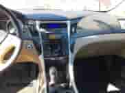 2012 Hyundai Sonata SE with VIN 5NPEC4AC9CH486666, listed as a IAAI auction lot 41340618 with 173,761 mi miles and . Bid and sale history available at DreamBid. Image 17.