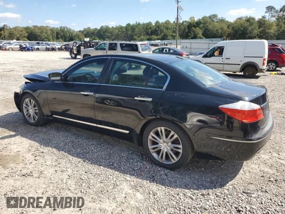 ✅ 2011 Hyundai Genesis • VIN: KMHGC4DFXBU140253 • Лот: 84727875. Опубликован ранее на Copart с пробегом 131 887 миль. Бесплатный доступ к архиву аукционных продаж из США и подробный отчёт об истории автомобиля на DreamBid. Изображение 2.