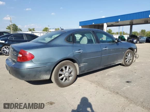 ✅ 2007 Buick LaCrosse CX • VIN: 2G4WC582471217856 • Lot: 82226315. Listed on Copart with 97,885 mi. Free auction sales archive from the USA and detailed vehicle history report at DreamBid. Image 3.
