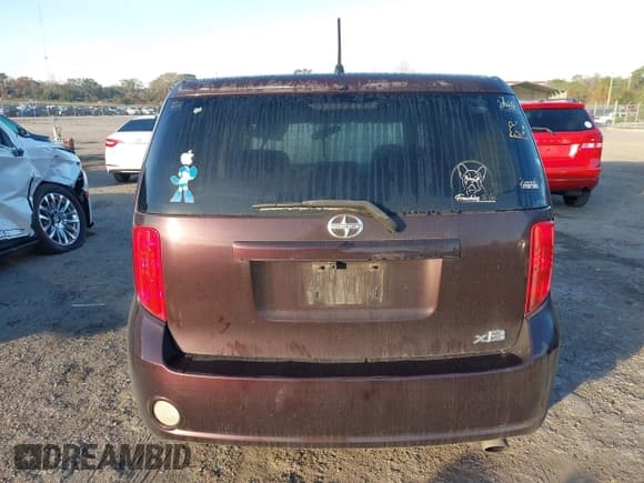 ✅ 2010 Scion xB • VIN: JTLZE4FE8A1103590 • Lot: 41247385. Wystawiony na IAAI z przebiegiem 233 182 mil. Bezpłatny archiwum sprzedaży aukcyjnych z USA i szczegółowy raport historii pojazdu na DreamBid. Zdjęcie 16.