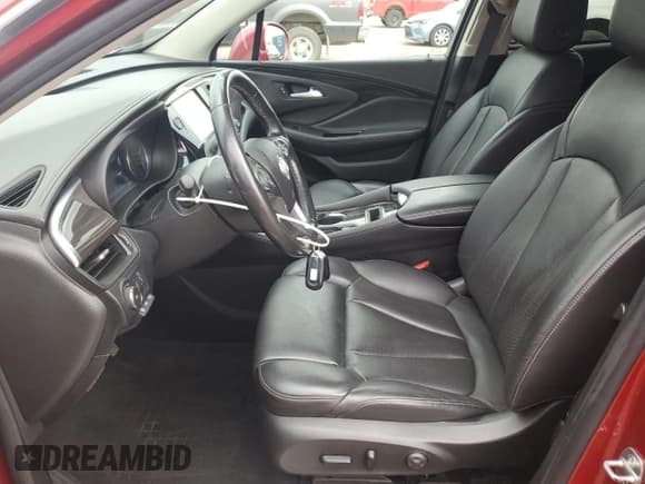 ✅ 2019 Buick Envision Premium II • VIN: LRBFX4SX6KD011327 • Лот: 81627935. Опубликован ранее на Copart с пробегом 56 266 миль. Бесплатный доступ к архиву аукционных продаж из США и подробный отчёт об истории автомобиля на DreamBid. Изображение 7.