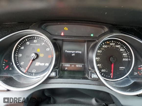 ✅ 2013 Audi RS 5 • VIN: WUAC6AFRXDA900477 • Lot: 51216375. Listed on Copart with 110,353 mi. Free auction sales archive from the USA and detailed vehicle history report at DreamBid. Image 9.