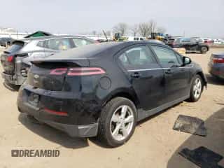 2015 Chevrolet Volt z VIN 1G1RD6E47FU116090, wystawiony jako Copart lot #48920834 z przebiegiem 166 181 mil mil oraz . Historia ofert i sprzedaży dostępna na DreamBid. Obrazek 3.
