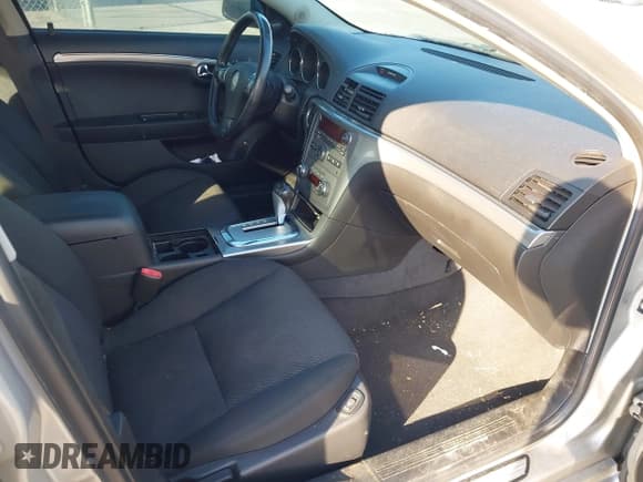✅ 2008 Saturn Aura XR • VIN: 1G8ZV57718F162344 • Lot: 43647621. Listed on IAAI with 121,006 mi. Free auction sales archive from the USA and detailed vehicle history report at DreamBid. Image 5.