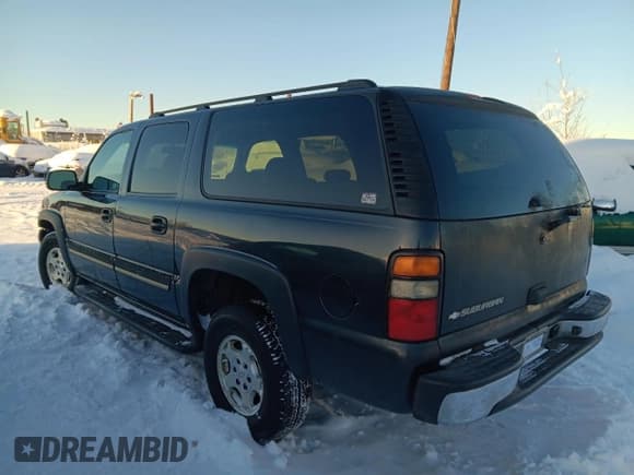 ✅ 2006 Chevrolet Suburban LS • VIN: 1GNFK16Z96J151722 • Лот: 42235055. Опубликован ранее на Copart с пробегом 256 910 миль. Бесплатный доступ к архиву аукционных продаж из США и подробный отчёт об истории автомобиля на DreamBid. Изображение 2.