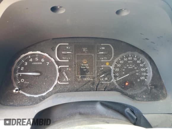 ✅ 2018 Toyota Tundra SR5 • VIN: 5TFDW5F15JX696604 • Lot: 64248225. Listed on Copart with 128,793 mi. Free auction sales archive from the USA and detailed vehicle history report at DreamBid. Image 9.