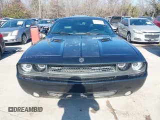 ✅ 2009 Dodge Challenger SRT-8 • VIN: 2B3LJ74W09H579485 • Lot: 41249822. Wystawiony na IAAI z przebiegiem 110 954 mil. Bezpłatny archiwum sprzedaży aukcyjnych z USA i szczegółowy raport historii pojazdu na DreamBid. Zdjęcie 6.