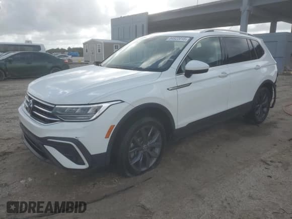 ✅ 2024 Volkswagen Tiguan SE • VIN: 3VV3B7AX4RM005595 • Lot: 84922015. Wystawiony na Copart z przebiegiem 39 150 mil. Bezpłatny archiwum sprzedaży aukcyjnych z USA i szczegółowy raport historii pojazdu na DreamBid. Zdjęcie 1.