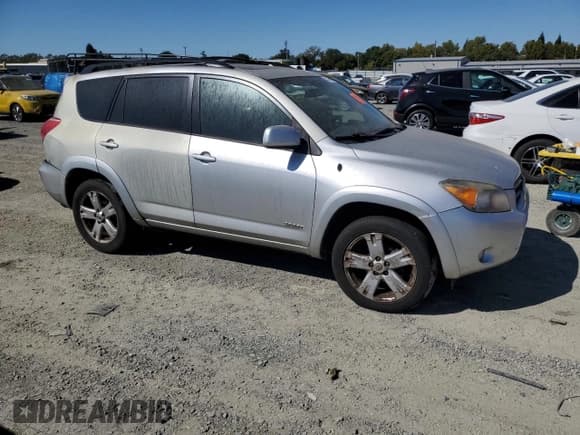 ✅ 2008 Toyota RAV4 Sport • VIN: JTMZD32V586071323 • Lot: 71443915. Listed on Copart with 184,581 mi. Free auction sales archive from the USA and detailed vehicle history report at DreamBid. Image 4.