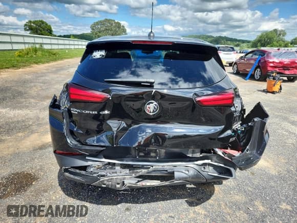 ✅ 2023 Buick Encore GX Preferred • VIN: KL4MMCSL6PB111773 • Lot: 62821085. Wystawiony na Copart z przebiegiem 29 146 mil. Bezpłatny archiwum sprzedaży aukcyjnych z USA i szczegółowy raport historii pojazdu na DreamBid. Zdjęcie 6.