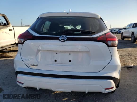 ✅ 2021 Nissan Kicks S • VIN: 3N1CP5BV4ML560906 • Lot: 93107365. Wystawiony na Copart z przebiegiem 30 328 mil. Bezpłatny archiwum sprzedaży aukcyjnych z USA i szczegółowy raport historii pojazdu na DreamBid. Zdjęcie 6.