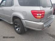 ✅ 2001 Toyota Sequoia Limited • VIN: 5TDBT48A71S034343 • Lot: 42829216. Listed on IAAI with 292,629 mi. Free auction sales archive from the USA and detailed vehicle history report at DreamBid. Image 6.