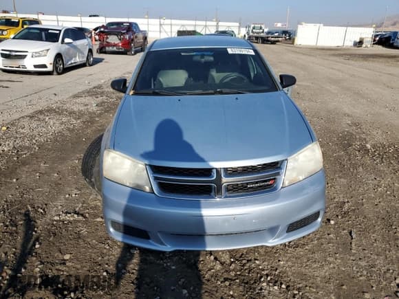 ✅ 2013 Dodge Avenger SE • VIN: 1C3CDZAB4DN614293 • Лот: 83190194. Опубликован ранее на Copart с пробегом 120 638 миль. Бесплатный доступ к архиву аукционных продаж из США и подробный отчёт об истории автомобиля на DreamBid. Изображение 5.