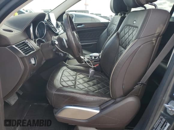 ✅ 2018 Mercedes-Benz GLS 550 • VIN: 4JGDF7DE6JB023783 • Lot: 81391215. Listed on Copart with 127,314 mi. Free auction sales archive from the USA and detailed vehicle history report at DreamBid. Image 7.