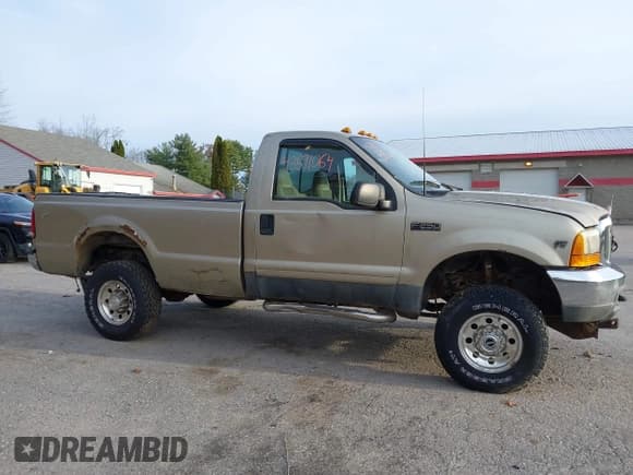 ✅ 2001 Ford F-250 XL • VIN: 1FTNF21L21EB87741 • Lot: 43591064. Wystawiony na IAAI z przebiegiem 54 724 mil. Bezpłatny archiwum sprzedaży aukcyjnych z USA i szczegółowy raport historii pojazdu na DreamBid. Zdjęcie 14.