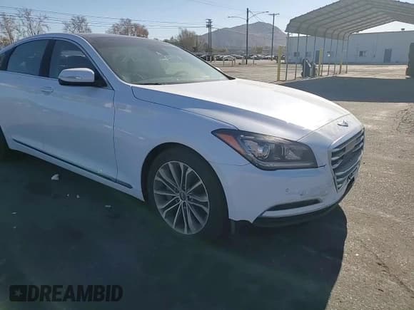 ✅ 2015 Hyundai Genesis 3.8L • VIN: KMHGN4JE3FU092591 • Lot: 88606515. Wystawiony na Copart z przebiegiem 134 541 mil. Bezpłatny archiwum sprzedaży aukcyjnych z USA i szczegółowy raport historii pojazdu na DreamBid. Zdjęcie 10.