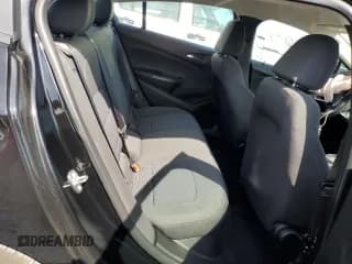 ✅ 2018 Chevrolet Cruze LS • VIN: 1G1BC5SM2J7160718 • Lot: 59948112. Wystawiony na Copart z przebiegiem 57 197 mil. Bezpłatny archiwum sprzedaży aukcyjnych z USA i szczegółowy raport historii pojazdu na DreamBid. Zdjęcie 6.