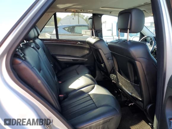 ✅ 2006 Mercedes-Benz M 500 • VIN: 4JGBB75E36A093899 • Lot: 85871735. Listed on Copart with 140,385 mi. Free auction sales archive from the USA and detailed vehicle history report at DreamBid. Image 11.