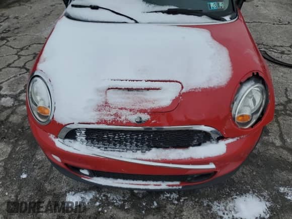 2013 MINI Hardtop S с VIN WMWSV3C56DT389389, выставлен на аукционе Copart как лот 89288615 с пробегом 85 001 миль миль и Списание • Salvage title. История ставок и продаж доступна на DreamBid. Изображение 11.