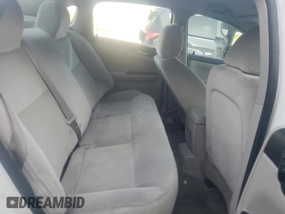 ✅ 2016 Chevrolet Impala LT • VIN: 2G1WB5E39G1151382 • Лот: 45652273. Опубликован ранее на Copart с пробегом Не указан. Бесплатный доступ к архиву аукционных продаж из США и подробный отчёт об истории автомобиля на DreamBid. Изображение 10.