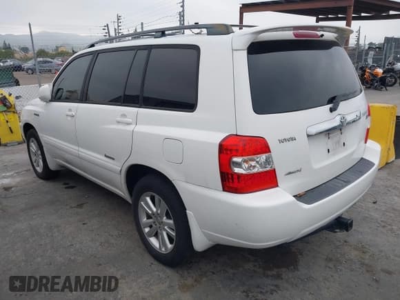 ✅ 2006 Toyota Highlander Limited • VIN: JTEEW21A860031914 • Lot: 43864051. Wystawiony na IAAI z przebiegiem 289 591 mil. Bezpłatny archiwum sprzedaży aukcyjnych z USA i szczegółowy raport historii pojazdu na DreamBid. Zdjęcie 3.