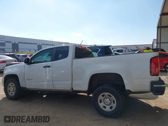 ✅ 2019 Chevrolet Colorado 2WD Work Truck • VIN: 1GCHSBEA2K1111298 • Lot: 43523952. Wystawiony na IAAI z przebiegiem 107 468 mil. Bezpłatny archiwum sprzedaży aukcyjnych z USA i szczegółowy raport historii pojazdu na DreamBid. Zdjęcie 14.