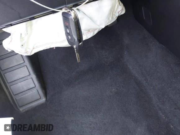 ✅ 2022 Ford Escape S • VIN: 1FMCU0F65NUA27557 • Lot: 42060587. Wystawiony na IAAI z przebiegiem 33 607 mil. Bezpłatny archiwum sprzedaży aukcyjnych z USA i szczegółowy raport historii pojazdu na DreamBid. Zdjęcie 11.