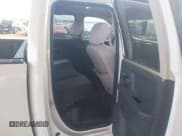 ✅ 2010 Dodge 1500 SLT • VIN: 1D7RV1GT6AS217708 • Lot: 43661805. Wystawiony na IAAI z przebiegiem 181 929 mil. Bezpłatny archiwum sprzedaży aukcyjnych z USA i szczegółowy raport historii pojazdu na DreamBid. Zdjęcie 8.