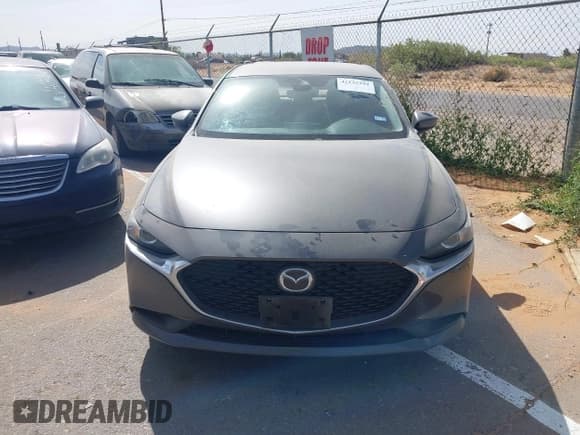 ✅ 2021 Mazda 3 Select • VIN: JM1BPABL7M1334057 • Lot: 42135292. Listed on IAAI with 51,598 mi. Free auction sales archive from the USA and detailed vehicle history report at DreamBid. Image 13.