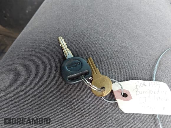 ✅ 2007 Chevrolet Silverado 2500HD Work Truck • VIN: 1GCHK29UX7E200301 • Lot: 42224293. Wystawiony na IAAI z przebiegiem 184 362 mil. Bezpłatny archiwum sprzedaży aukcyjnych z USA i szczegółowy raport historii pojazdu na DreamBid. Zdjęcie 11.