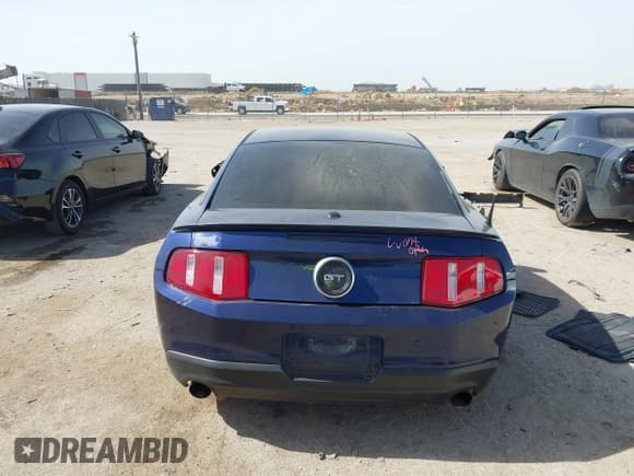 ✅ 2010 Ford Mustang GT • VIN: 1ZVBP8CH4A5135262 • Лот: 42248710. Опубликован ранее на IAAI с пробегом 170 583 миль. Бесплатный доступ к архиву аукционных продаж из США и подробный отчёт об истории автомобиля на DreamBid. Изображение 16.