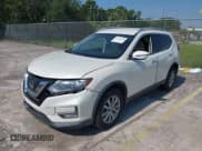 ✅ 2018 Nissan Rogue SV • VIN: 5N1AT2MT9JC713311 • Лот: 42290264. Опубликован ранее на IAAI с пробегом 52 975 миль. Бесплатный доступ к архиву аукционных продаж из США и подробный отчёт об истории автомобиля на DreamBid. Изображение 2.