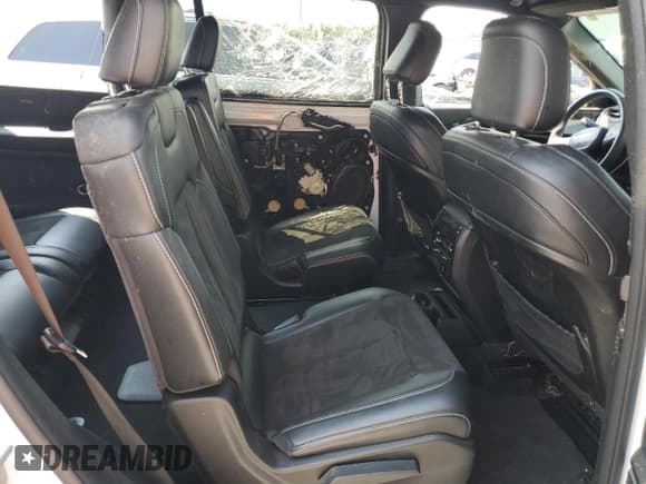 ✅ 2021 Jeep Grand Cherokee Laredo • VIN: 1C4RJKAG8M8151784 • Lot: 59259615. Listed on Copart with 49,139 mi. Free auction sales archive from the USA and detailed vehicle history report at DreamBid. Image 11.