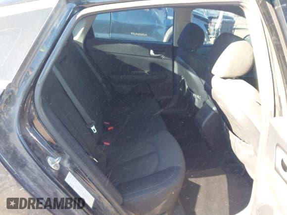 ✅ 2018 Kia Optima LX • VIN: 5XXGT4L33JG217688 • Lot: 43712517. Listed on IAAI with 119,663 mi. Free auction sales archive from the USA and detailed vehicle history report at DreamBid. Image 8.