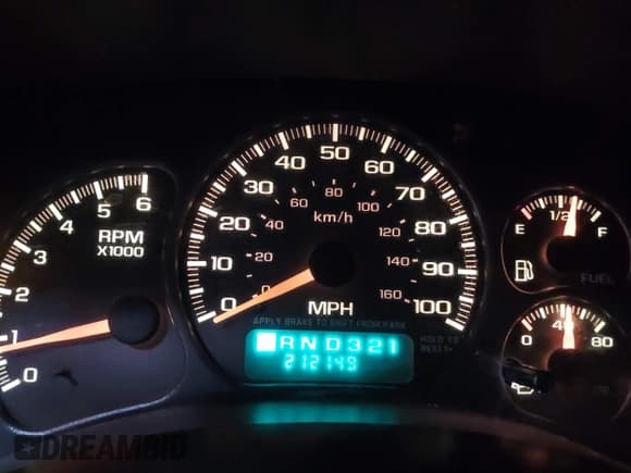 ✅ 2000 GMC Sierra 2500 SLE • VIN: 1GTGK29U5YZ195420 • Lot: 41440301. Wystawiony na IAAI z przebiegiem 212 149 mil. Bezpłatny archiwum sprzedaży aukcyjnych z USA i szczegółowy raport historii pojazdu na DreamBid. Zdjęcie 16.