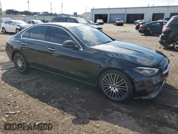 ✅ 2023 Mercedes-Benz C 300 • VIN: W1KAF4HB6PR069643 • Lot: 81419885. Wystawiony na Copart z przebiegiem 23 633 mil. Bezpłatny archiwum sprzedaży aukcyjnych z USA i szczegółowy raport historii pojazdu na DreamBid. Zdjęcie 4.