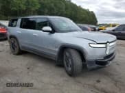 ✅ 2023 Rivian R1S Adventure • VIN: 7PDSGABAXPN010816 • Lot: 82098615. Wystawiony na Copart z przebiegiem 126 mil. Bezpłatny archiwum sprzedaży aukcyjnych z USA i szczegółowy raport historii pojazdu na DreamBid. Zdjęcie 4.