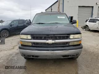 ✅ 2004 Chevrolet Suburban LT • VIN: 3GNEC16Z34G157944 • Lot: 84304754. Wystawiony na Copart z przebiegiem Nie podano. Bezpłatny archiwum sprzedaży aukcyjnych z USA i szczegółowy raport historii pojazdu na DreamBid. Zdjęcie 5.