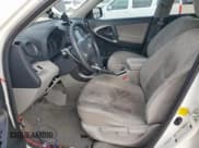 ✅ 2012 Toyota RAV4 • VIN: 2T3ZK4DV7CW018977 • Лот: 92128825. Опубликован ранее на Copart с пробегом 176 186 миль. Бесплатный доступ к архиву аукционных продаж из США и подробный отчёт об истории автомобиля на DreamBid. Изображение 7.