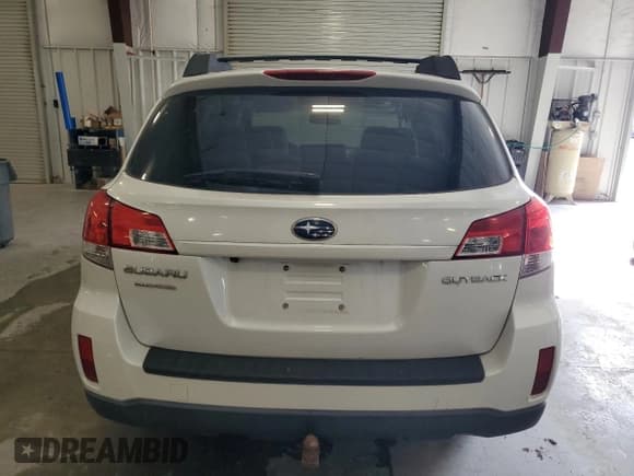 ✅ 2011 Subaru Outback Premium • VIN: 4S4BRCGC7B3423980 • Лот: 86131445. Опубликован ранее на Copart с пробегом 207 309 миль. Бесплатный доступ к архиву аукционных продаж из США и подробный отчёт об истории автомобиля на DreamBid. Изображение 6.