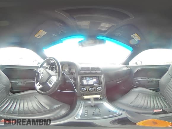 ✅ 2011 Dodge Challenger R/T Classic • VIN: 2B3CJ5DT2BH541448 • Lot: 71236495. Wystawiony na Copart z przebiegiem 138 898 mil. Bezpłatny archiwum sprzedaży aukcyjnych z USA i szczegółowy raport historii pojazdu na DreamBid. Zdjęcie 15.